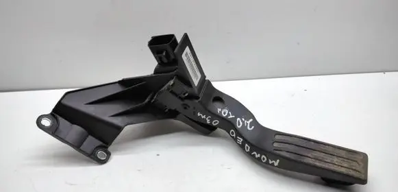 Ford Mondeo Mk III Accelerator throttle pedal 2S719F836DA