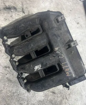 BMW 5 E60 E61 Intake manifold 7795393