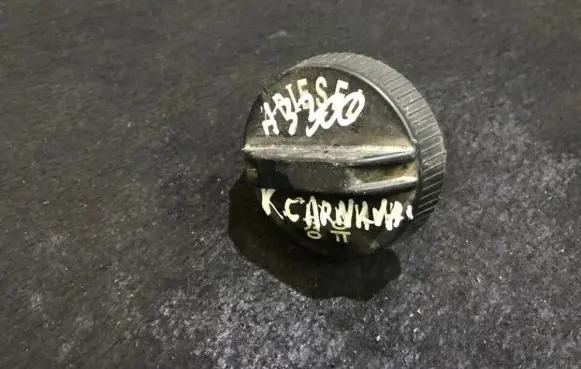 KIA Carnival Fuel tank filler cap 
