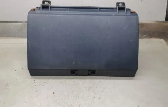 Nissan Vanette Glove box lid/cover 68512G5100