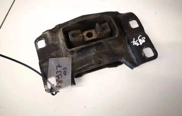 Volvo V50 Engine mount bracket 4n517m121 4n51-7m121