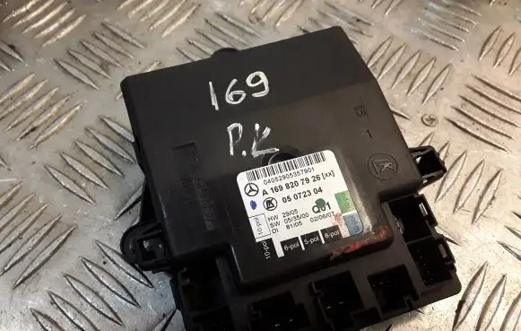 Mercedes-Benz A W169 Door control unit/module 1698207926 A1698207926