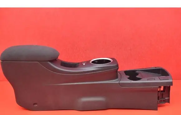 Nissan Leaf I (ZE0) Center console 