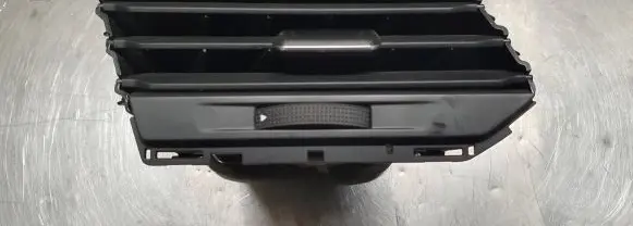Volkswagen Touran III Dashboard side air vent grill/cover trim 5TB819704 10003759 314107