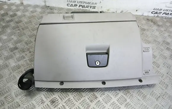 Volvo V50 Glove box set 8626141 3865