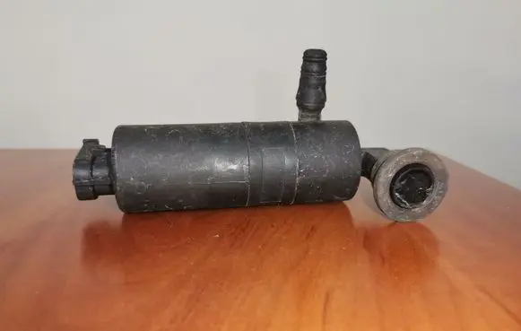 Saab 9-3 Ver2 Headlight washer pump 110903