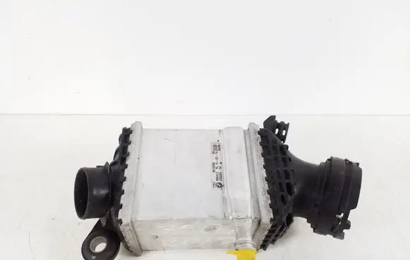 BMW 7 G11 G12 Intercooler radiator 17518619390