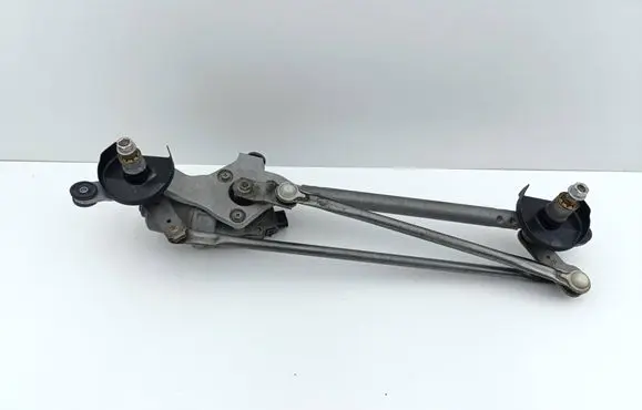 Front wiper linkage