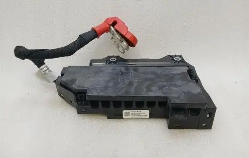 Chevrolet Corvette C8 Fuse box set 84767925