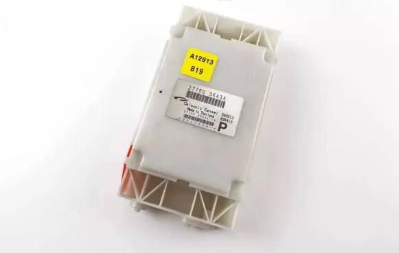 Nissan Pathfinder R52 Other control units/modules 277603KA3A