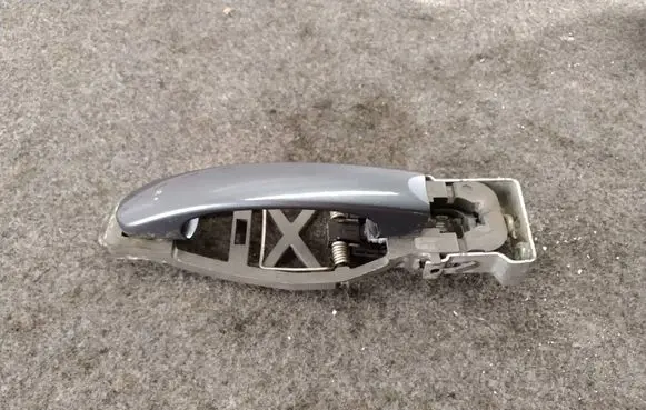 Volkswagen Caddy Front door exterior handle 1T0837885B 1T0839885A
