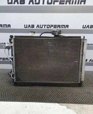 Hyundai i30 Radiator set 25304A6800