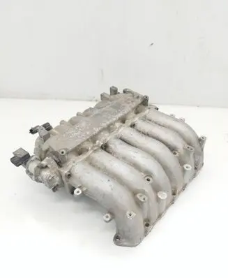 KIA Sedona Intake manifold