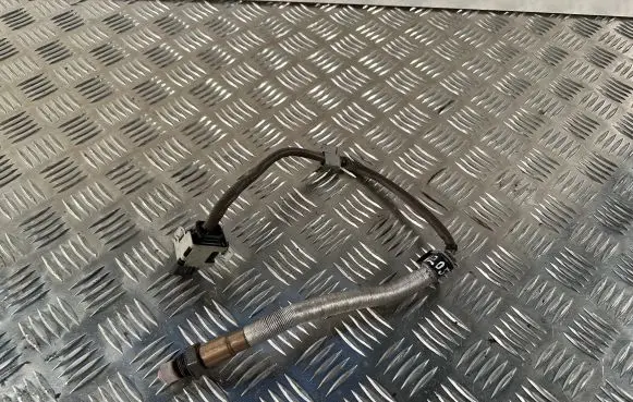 Mercedes-Benz C W205 Lambda probe sensor A0005423100