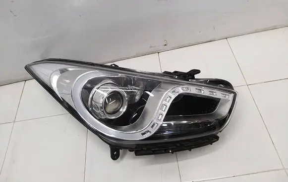 Hyundai i40 Headlight/headlamp 92102-3ZXXX 92102-3Z031