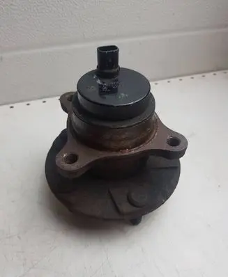 Lexus IS III XE30 Front wheel hub 302L 89543