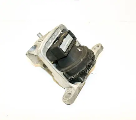 Nissan X-Trail T32 Engine mount bracket 112114BA0A