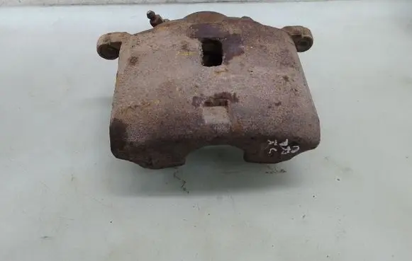 Honda CR-V Front brake caliper