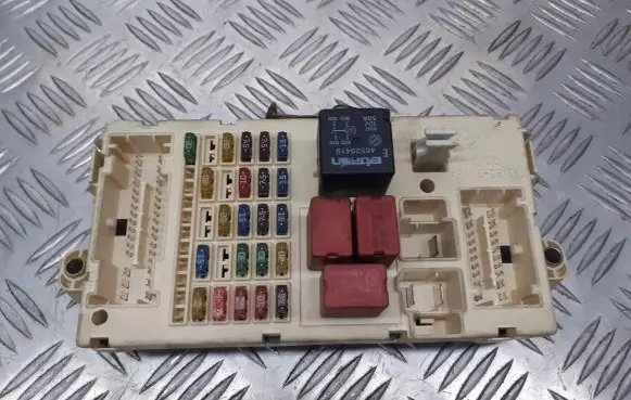 Fiat Stilo Fuse box set 51711819