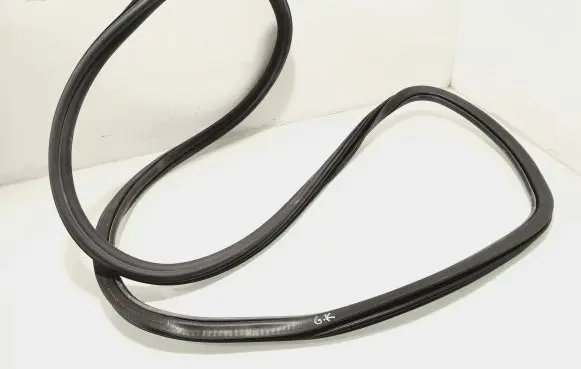 Audi A4 S4 B8 8K Front door rubber seal 8k9833721l
