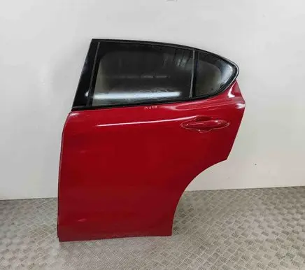 Alfa Romeo Stelvio Rear door 50539534