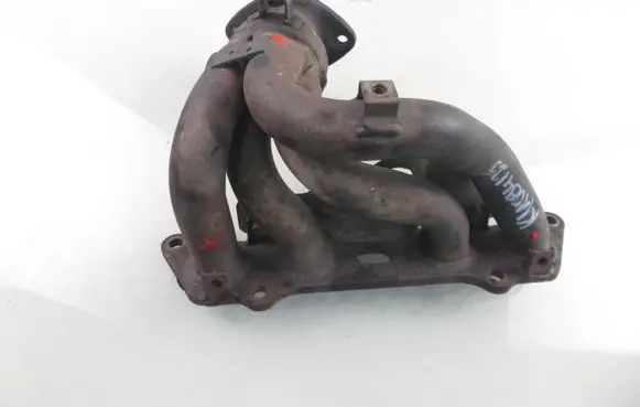 Toyota RAV 4 (XA10) Exhaust manifold 