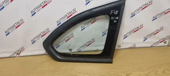 BMW X1 F48 F49 Rear side window 7349648