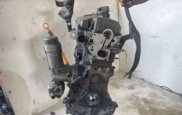 Volkswagen PASSAT B5.5 Engine AVB