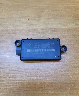 BMW 3 E92 E93 Alarm control unit/module 6989713 812061047