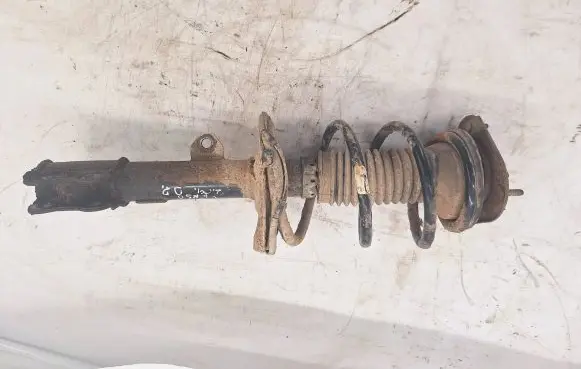 Toyota Corolla Verso E121 Front shock absorber/damper