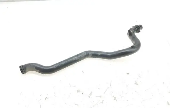 Engine coolant pipe/hose