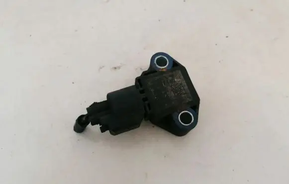 Volvo V50 Airbag deployment crash/impact sensor 30737140