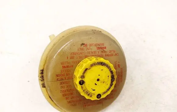 Audi 80 90 S2 B4 Brake fluid reservoir 893611351