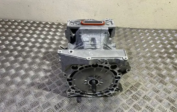Nissan Leaf II (ZE1) Engine EM57