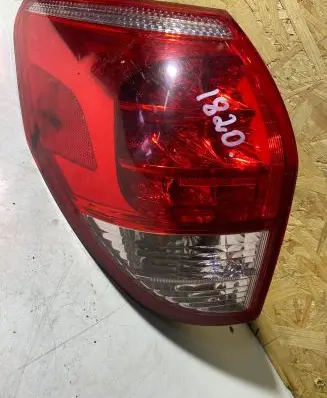 Toyota RAV 4 (XA30) Rear/tail lights
