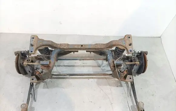 Ford Mondeo Mk III Rear axle beam 