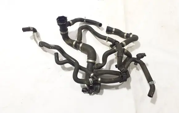 Volvo V60 Engine coolant pipe/hose 32224777