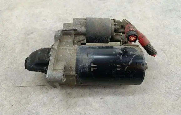 BMW 5 E39 Starter motor 1740374