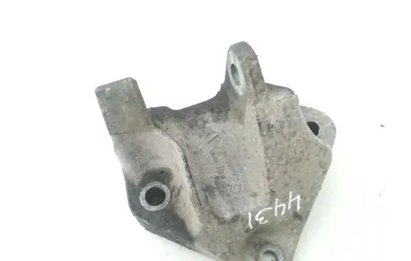 Nissan X-Trail T31 Engine mounting bracket 11332jd700