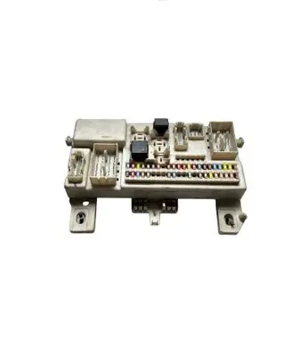 Volvo V50 Fuse module 8690719