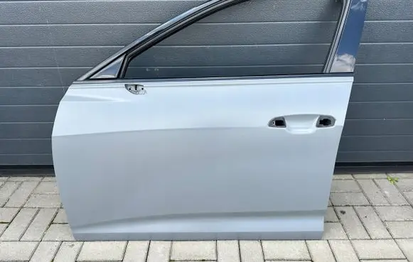 Audi A6 S6 C8 4K Front door