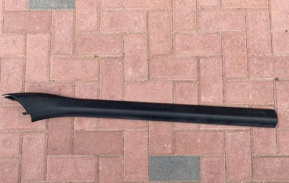 BMW 8 G15 Front sill trim cover 51477481608 7481608 7435724