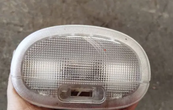 Ford Focus Rear seat light XS4113776 C95YA 150554