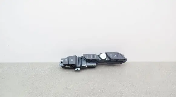 BMW 1 F40 A set of switches 5A1CA55