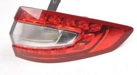 Ford Mondeo MK V Rear/tail lights DS7313404CD