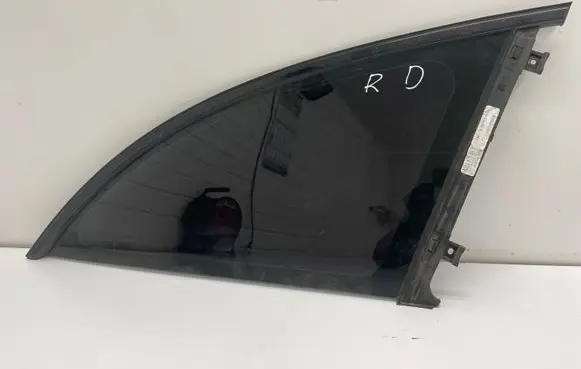 Mercedes-Benz R W251 Rear side window