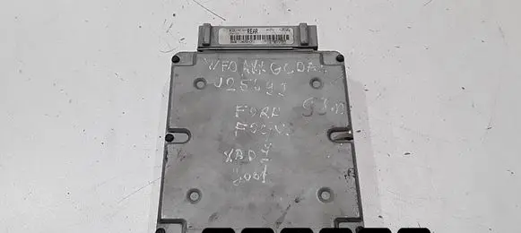 Ford Focus Engine control unit/module cfj