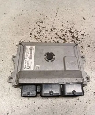 Peugeot 208 Engine control unit/module 9805895780 142460976