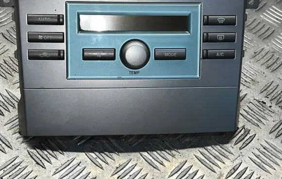 Toyota Corolla E140 E150 Climate control unit 559000F020 MB1465702264