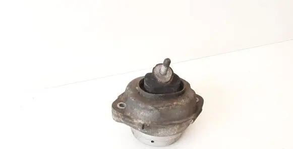 BMW X5 E53 Engine mount bracket 6758444 675844402